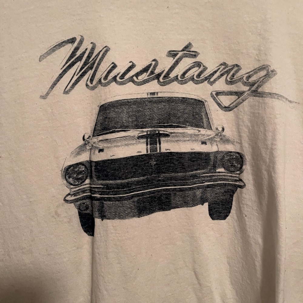 Vintage 'Mustang' Tee Shirt with Short Sleeves